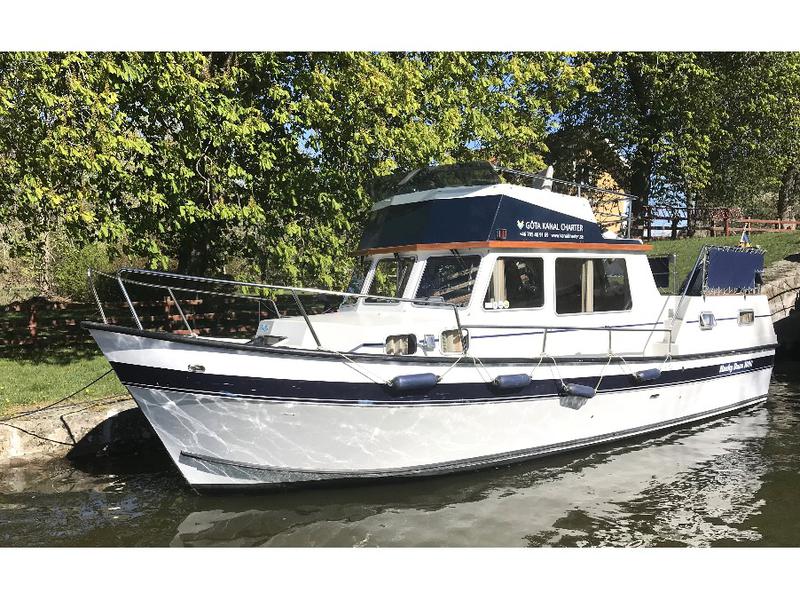 Book yachts online - motorboat - Husky Dane - Sophia ( Electric Drive)  - rent