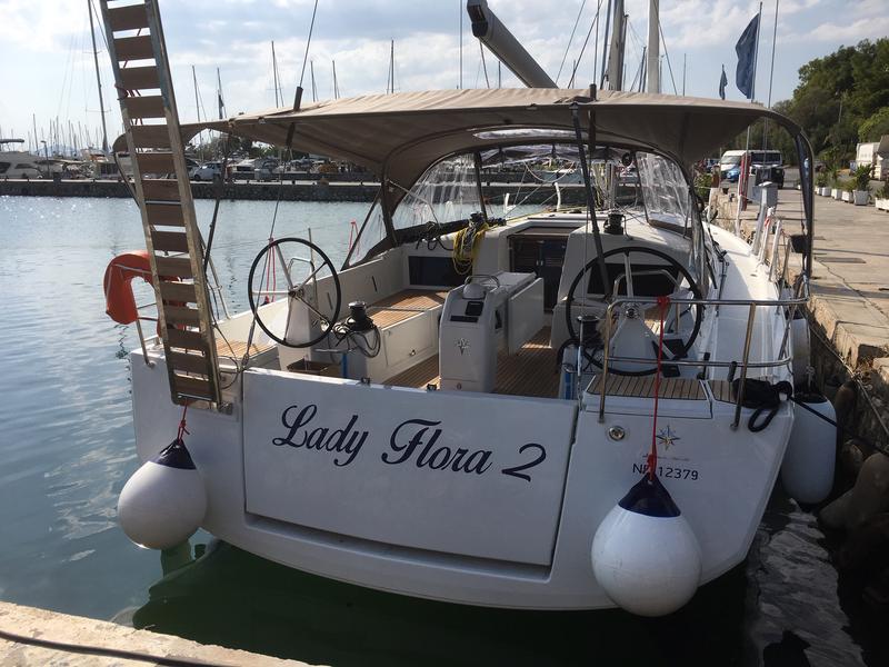 Book yachts online - sailboat - Sun Odyssey 490 - LADY FLORA 2 - rent