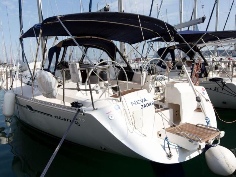 Book yachts online - sailboat - Elan 45 - NEVA - rent