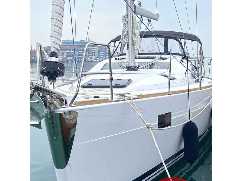 Book yachts online - sailboat - Elan Impression 45.1 - Corgi - rent