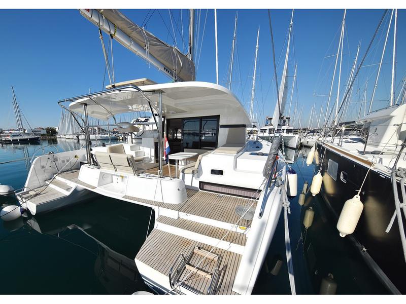 Book yachts online - catamaran - Lagoon 42 - CUZAMEN - rent