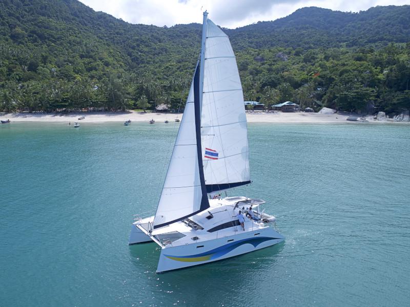 Book yachts online - catamaran - Island Spirit 410 - Vesna - rent