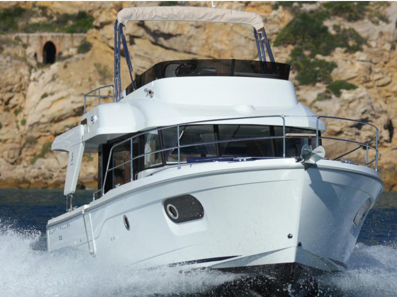 Book yachts online - motorboat - Swift Trawler 35 - MAX - rent