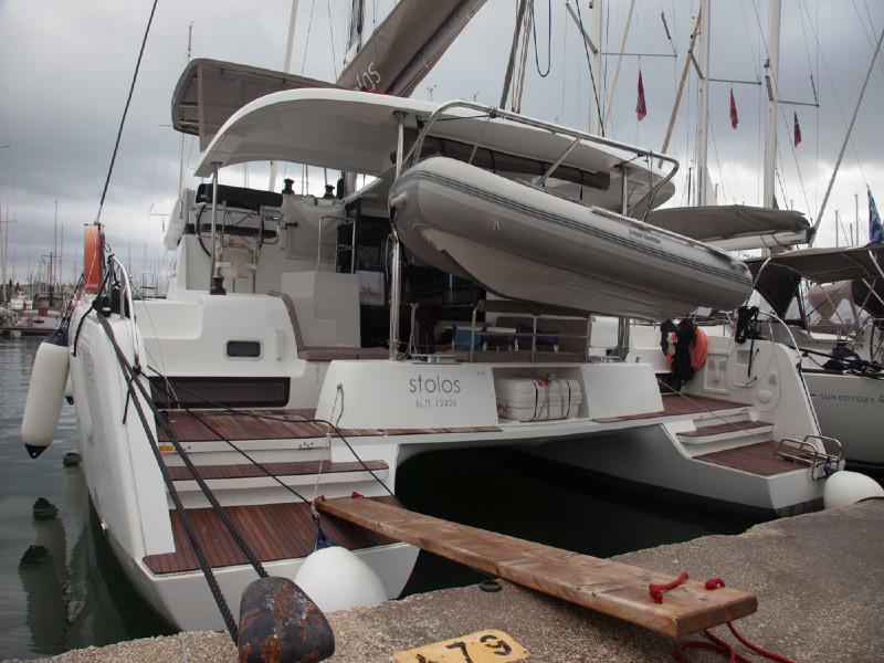 Book yachts online - catamaran - Lagoon 42 (4 dbl / 1 single ) - STOLOS - rent