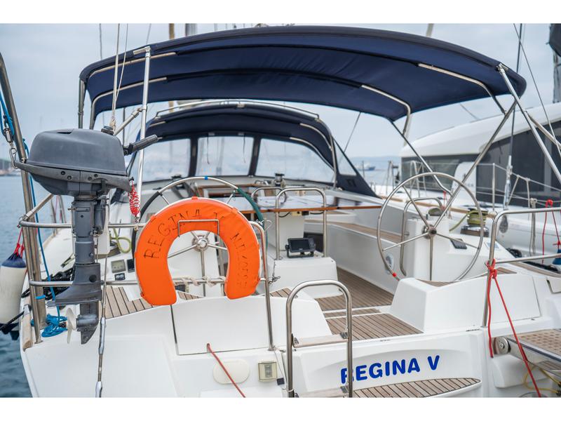 Book yachts online - sailboat - Jeanneau 53 (6 cab) - REGINA V - rent