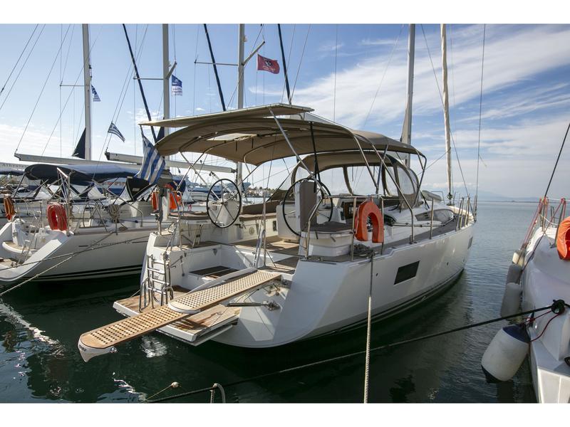 Book yachts online - sailboat - Jeanneau 54 - AMAZING ELLI - rent