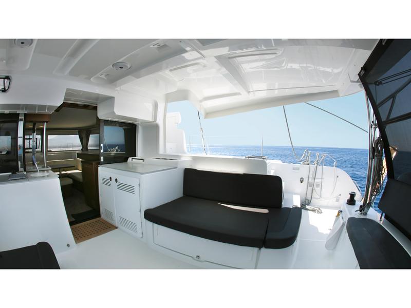 Book yachts online - catamaran - Lagoon 46 - Barchetta IV - rent