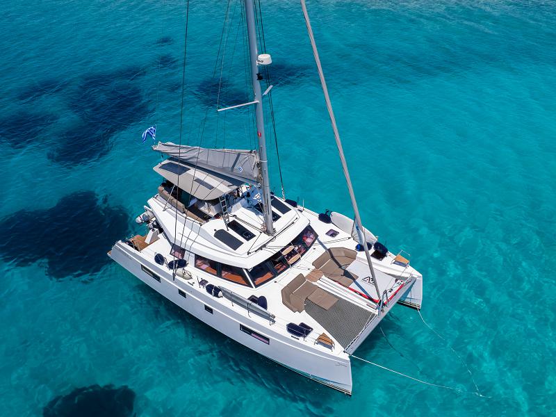 Book yachts online - catamaran - Nautitech 46 Fly - Exhibit A (AC -- Gen --Watermaker) - rent