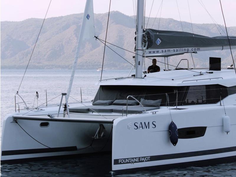 Book yachts online - catamaran - Isla 40 - SAM - rent