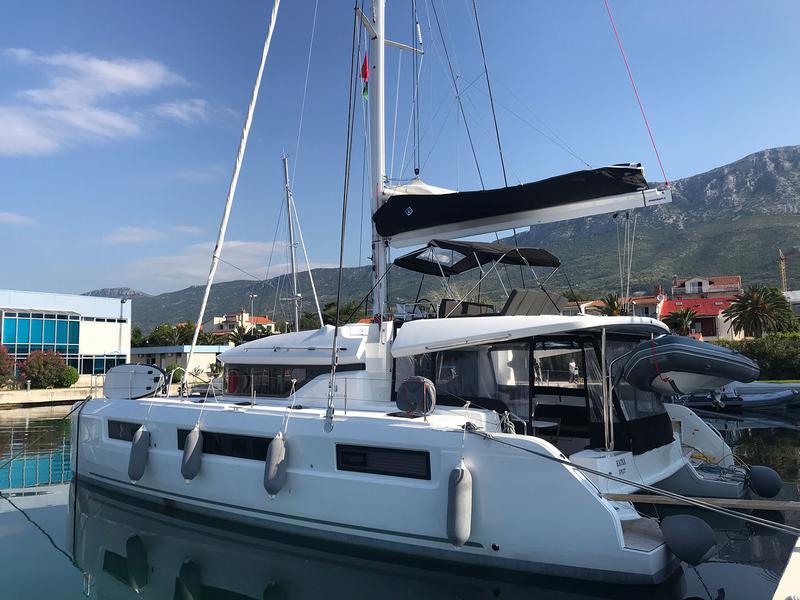Book yachts online - catamaran - Lagoon 50 - KATKA  - rent