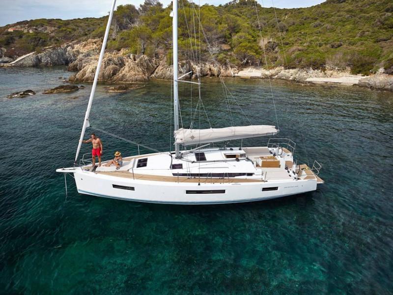 Book yachts online - sailboat - Sun Odyssey 440 - Virginia (A/C, Gen. 10kVA, Watermaker 160L/h, Electric Winch) - rent
