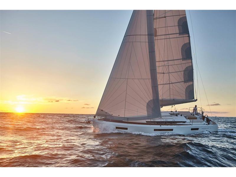 Book yachts online - sailboat - Sun Odyssey 440 - Calypso - rent