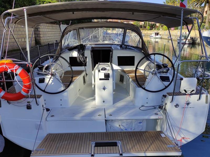 Book yachts online - sailboat - Sun Odyssey 410 - Camilleri - rent