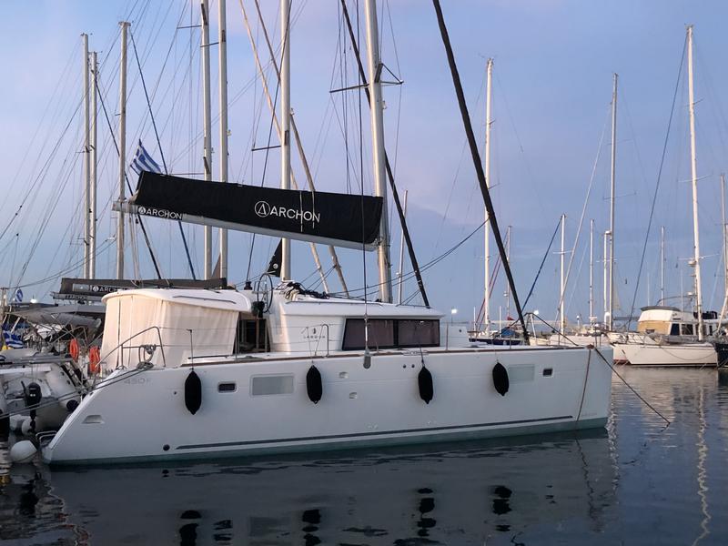 Book yachts online - catamaran - Lagoon 450 Flybridge - Greis - rent