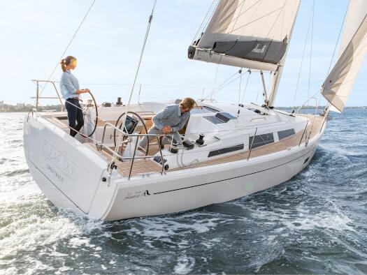 Book yachts online - sailboat - Hanse 348 - URSA - rent