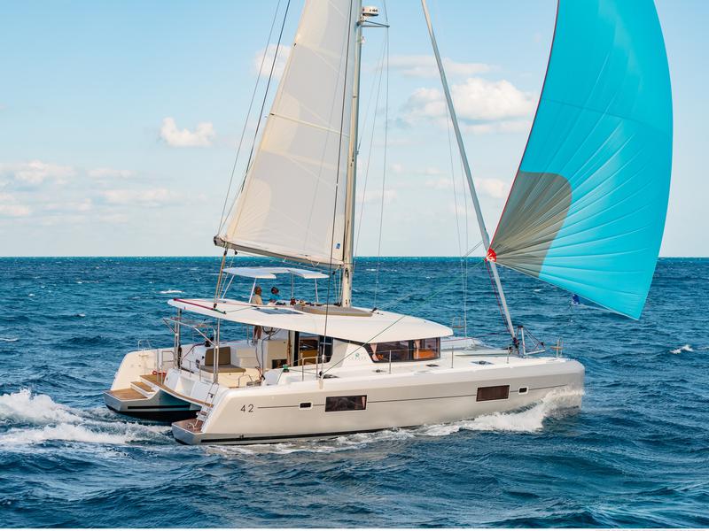 Book yachts online - catamaran - Lagoon 42 (4 Dbl / 2 singles 12) - 67502 - rent