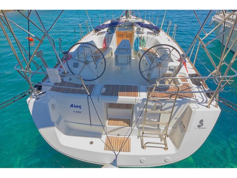 Book yachts online - sailboat - Oceanis 43 - Aias - rent
