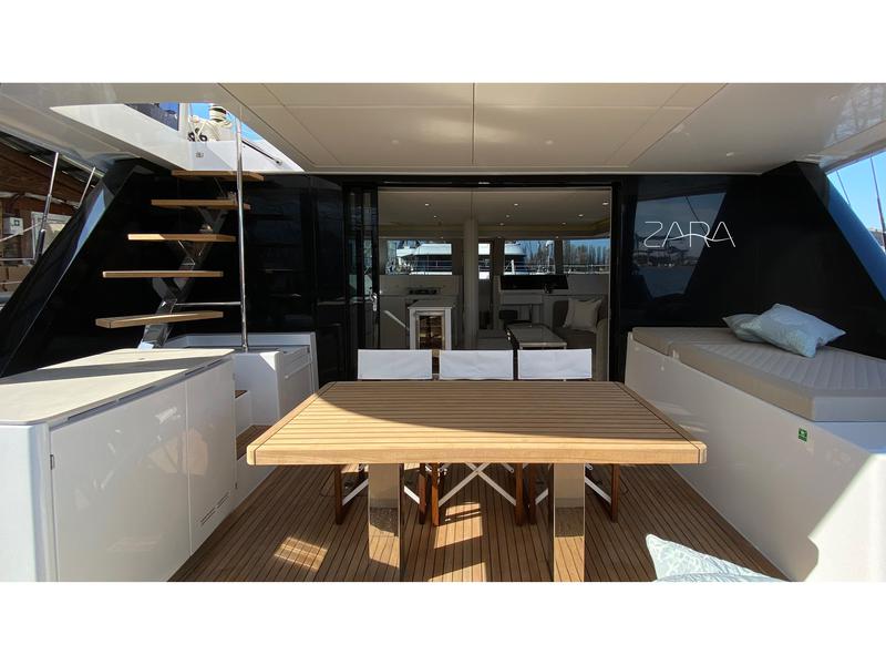 Book yachts online - catamaran - Sunreef 50 - ZARA - rent