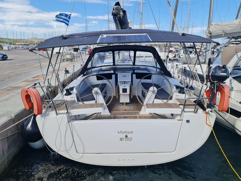 Book yachts online - sailboat - Hanse 418 - Mystique - rent