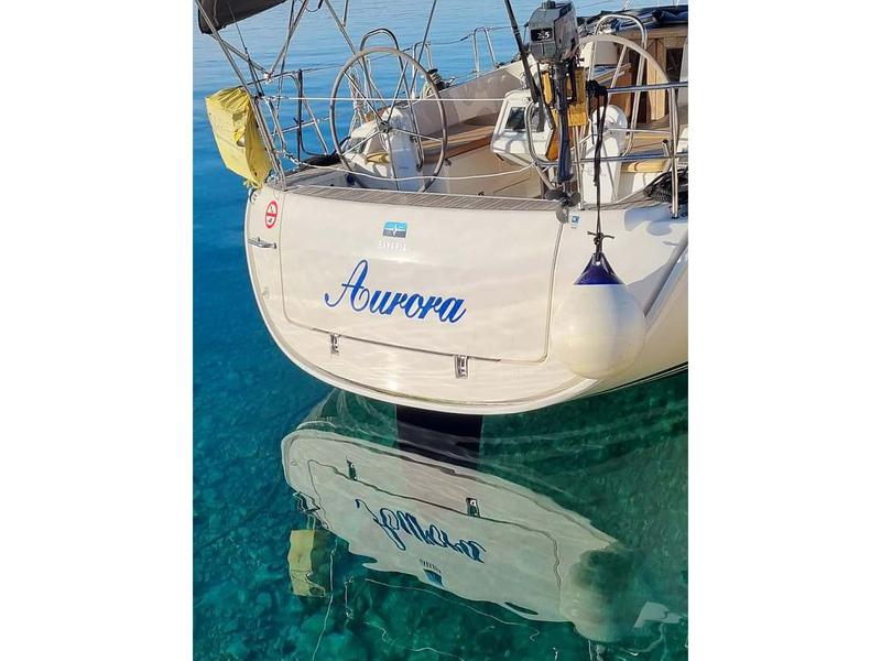 Book yachts online - sailboat - Bavaria Cruiser 37 - AURORA - rent