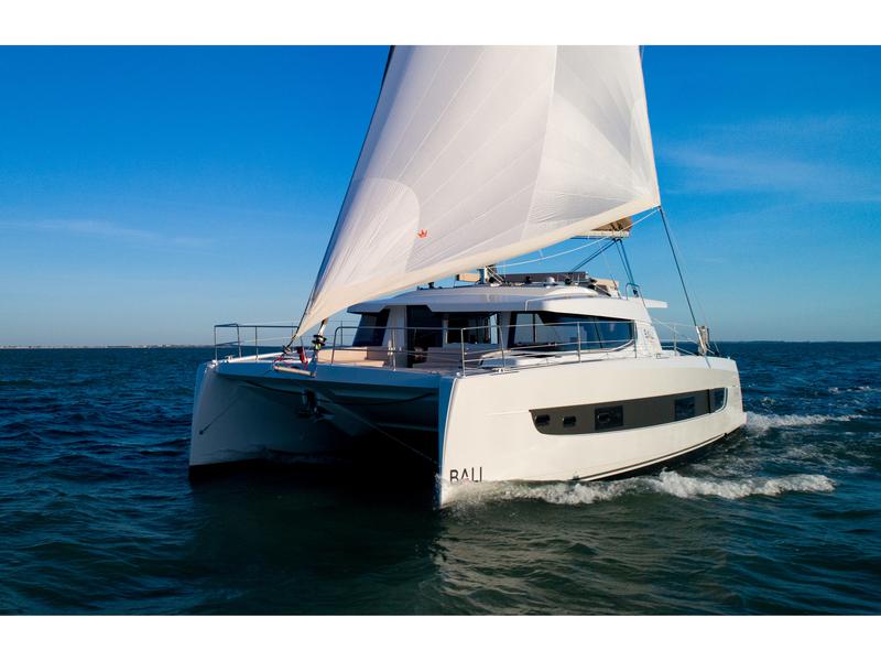 Book yachts online - catamaran - Bali 4.4 - Knowker - rent