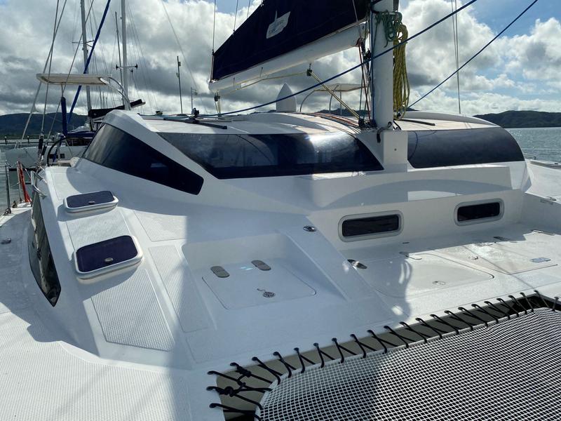 Book yachts online - catamaran - Island Spirit 380 - Island Dream - rent