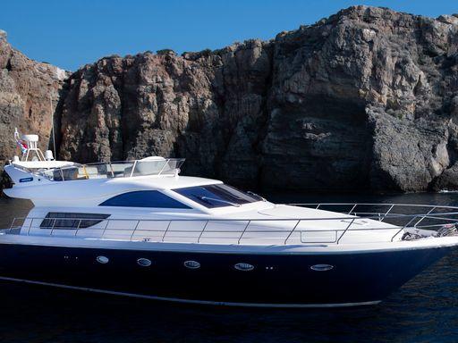 Book yachts online - motorboat - Uniesse 55 - C&amp;A - rent
