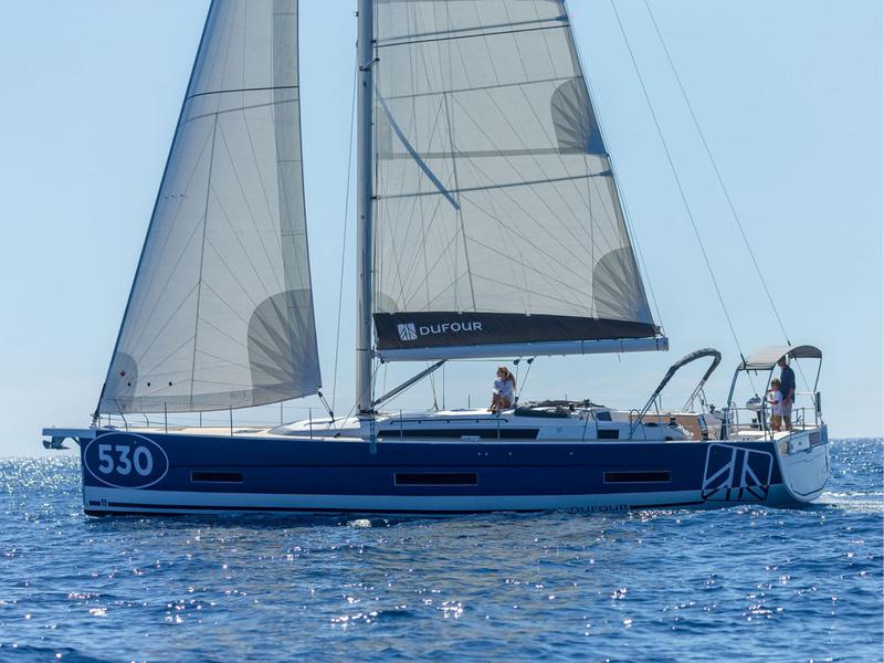 Book yachts online - sailboat - Dufour 530 Grand large - no name 2 (AC &amp; gen.) - rent