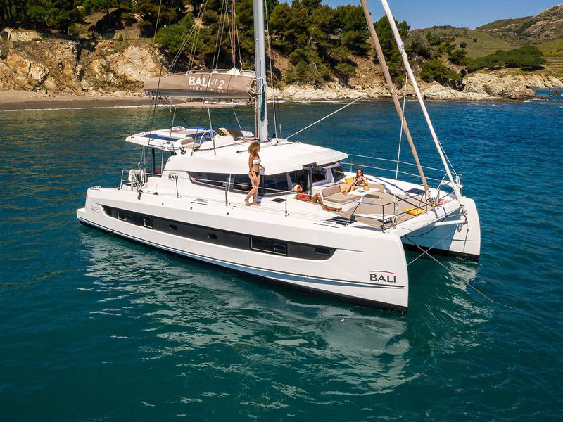 Book yachts online - catamaran - Bali 4.2 - Pisces - rent
