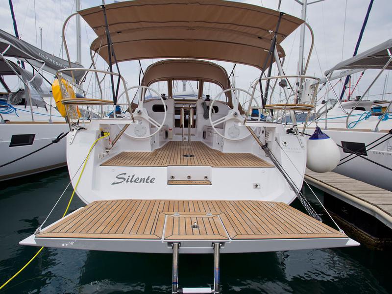 Book yachts online - sailboat - Elan Impression 40 - Silente - rent