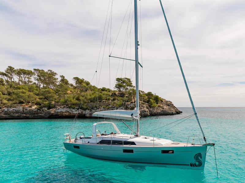 Book yachts online - sailboat - Oceanis 41.1 - Qed III - rent