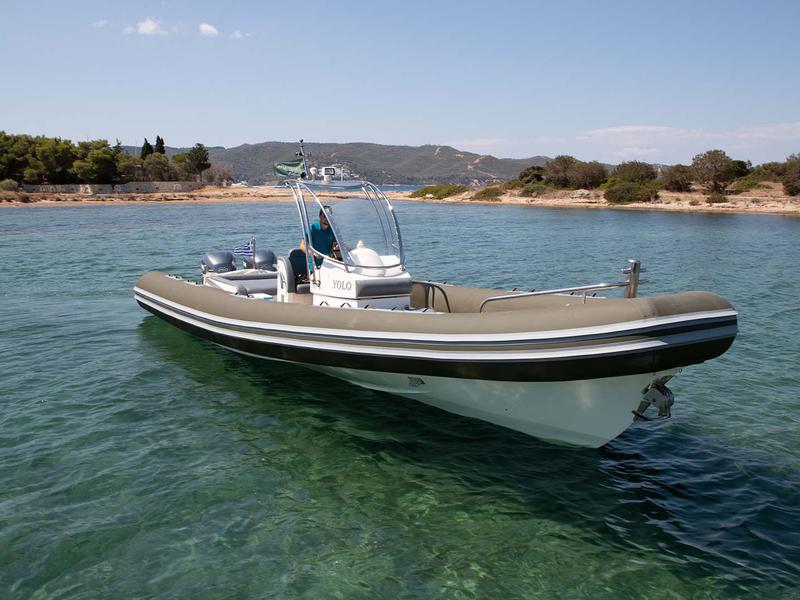 Book yachts online - motorboat - Seawater Smeralda 320 - YOLO - rent