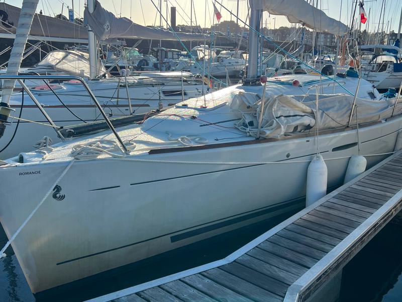 Book yachts online - sailboat - First 31.7 - Romancie - rent