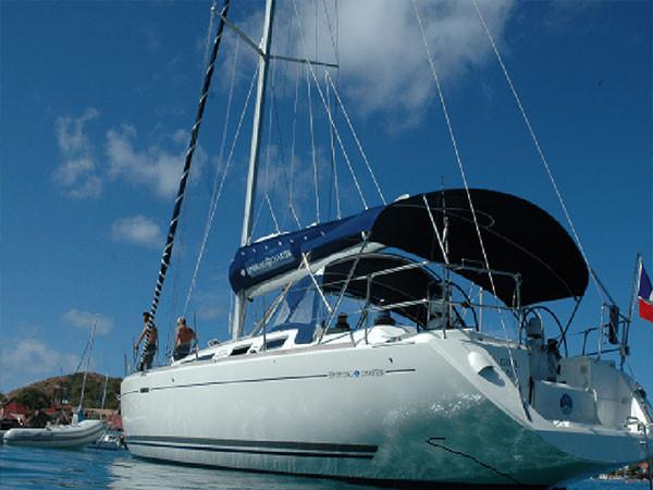 Book yachts online - sailboat - Dufour 445 Grand Large - Girl - rent