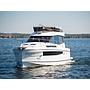 Book yachts online - motorboat - Platinum 989 - Platinum 989 Flybridge (Premiera) - rent