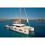 Book yachts online - catamaran - Lagoon 46 NEW - Luna - rent
