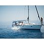 Book yachts online - sailboat - Bavaria 42 Cruiser - Santa Maria - rent