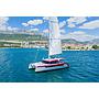 Book yachts online - catamaran - Luna 49 - Katamaran Red - rent